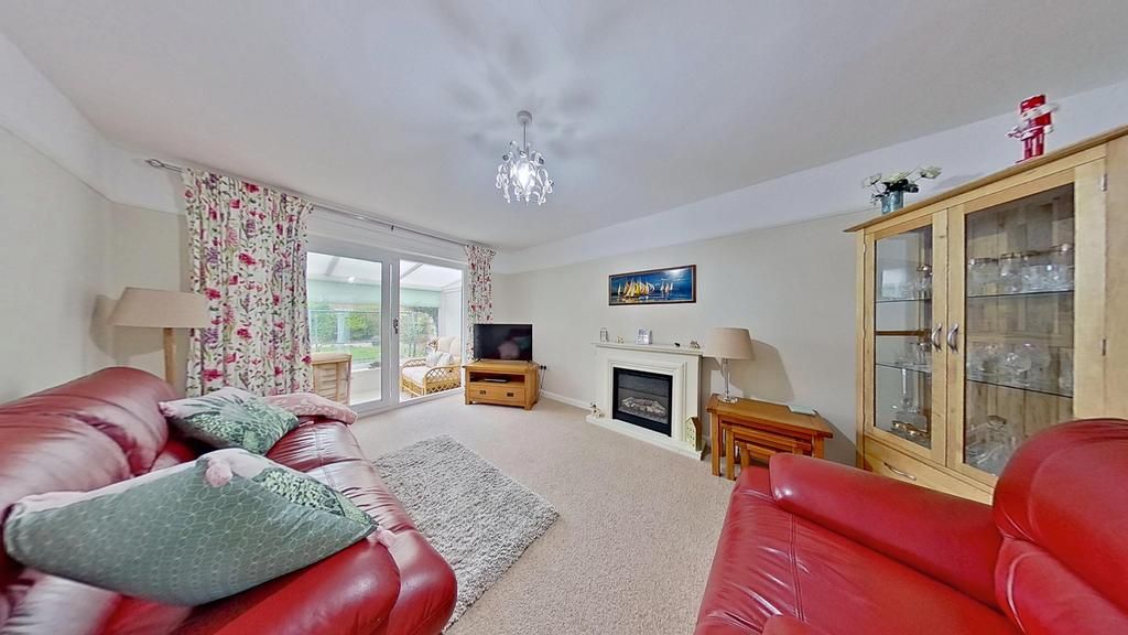 Property photo 3 of 13