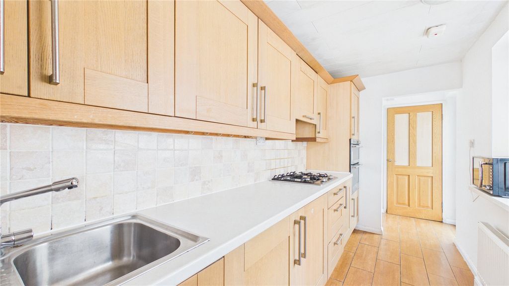 Property photo 3 of 12 Picture No. 13