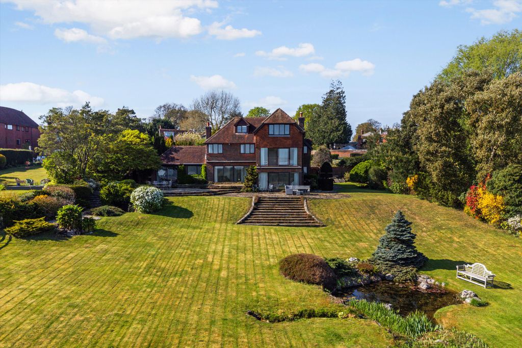 Property photo 3 of 17 Image