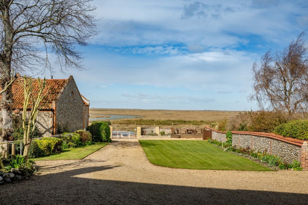 Additional image 24 of 4 bed flat for saleBlakeney, Holt NR25