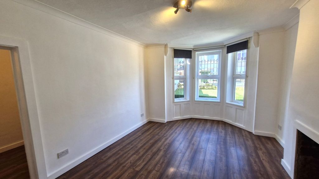 Property photo 3 of 10 20260318_111504_Resized