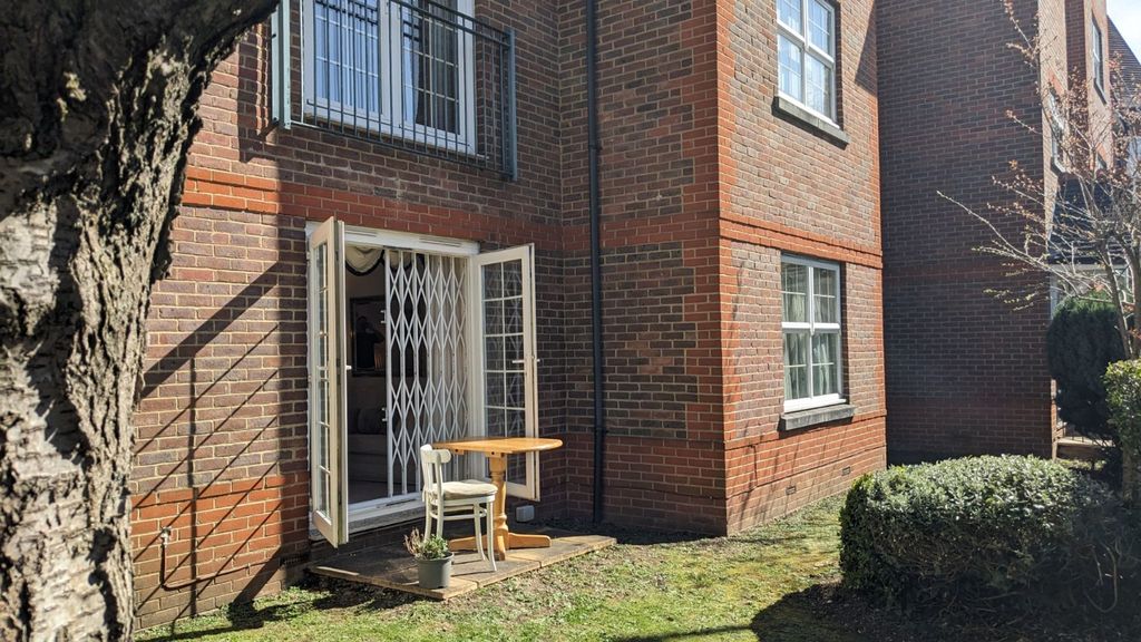 Property photo 3 of 10 External 2
