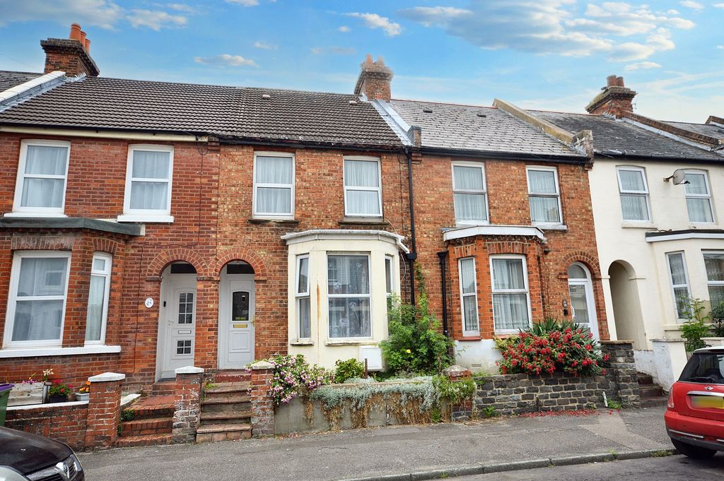 Property photo 1 of 12