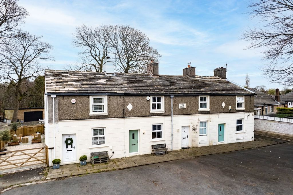 Property photo 1 of 33