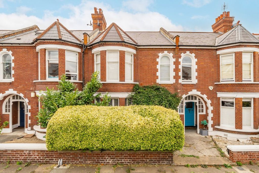 Property photo 1 of 7