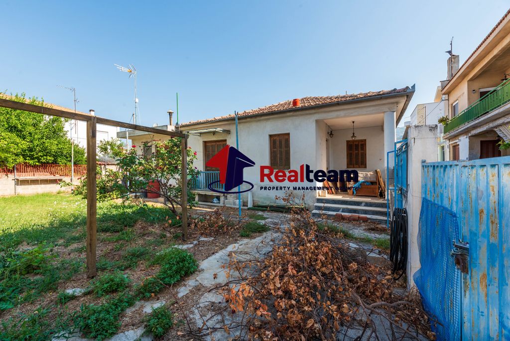 Property photo 1 of 27