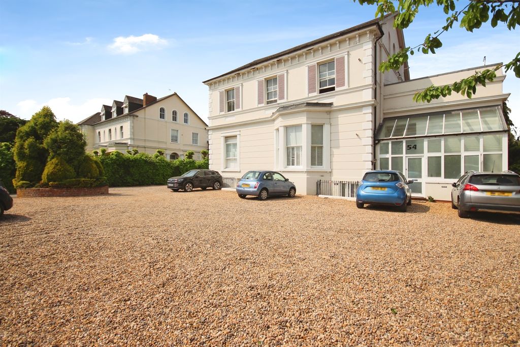 Property photo 1 of 10 Image