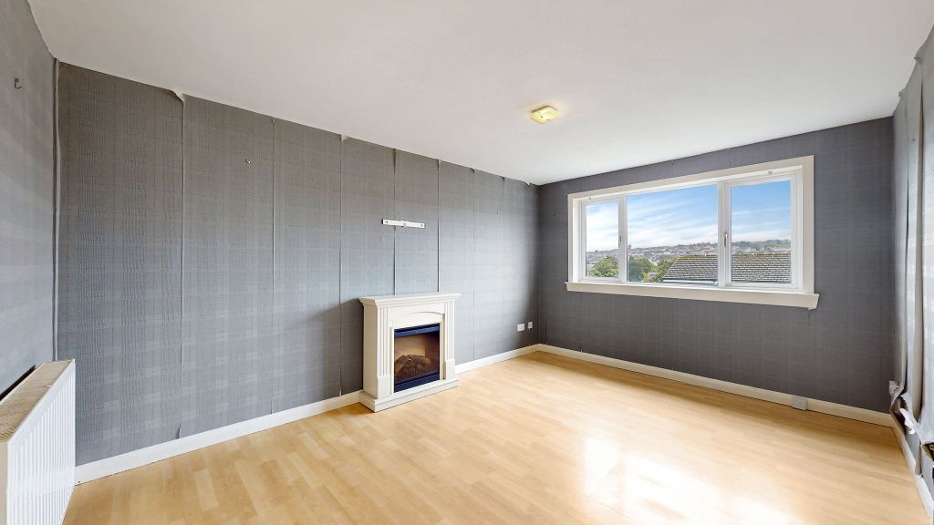 Property photo 3 of 17 2