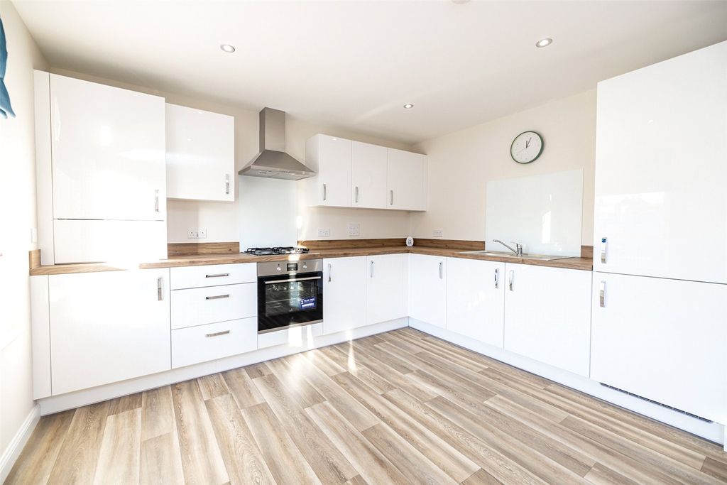 Property photo 2 of 13 Photo 2