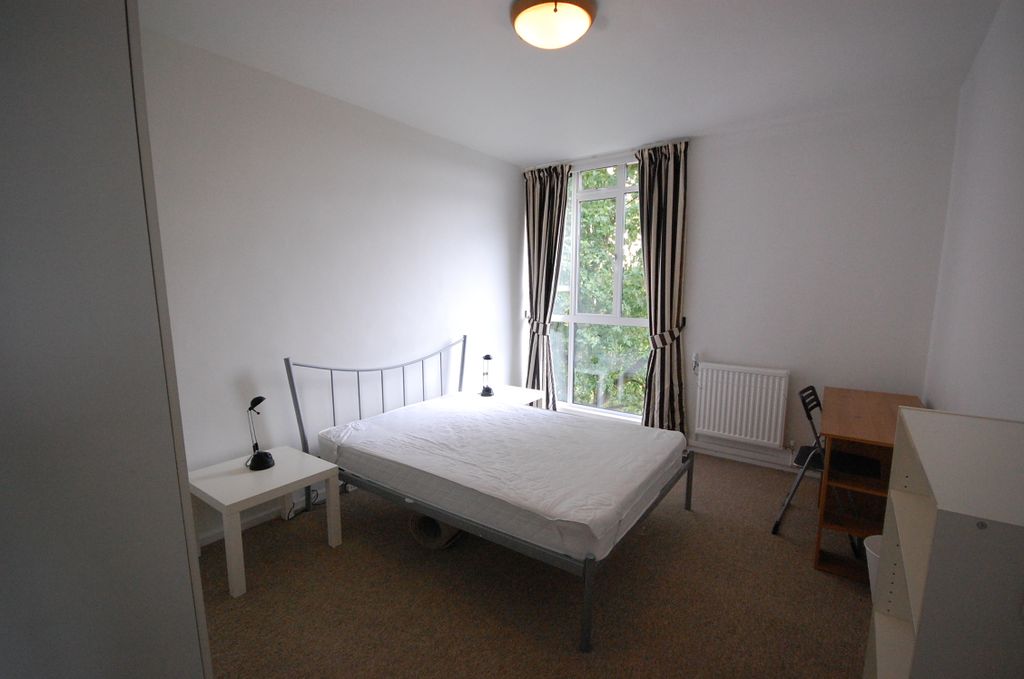 Property photo 3 of 6 Bedroom 1