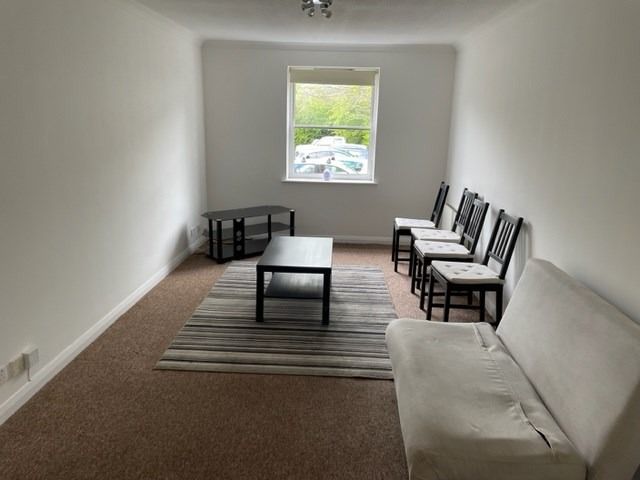 Property photo 2 of 7 5018282