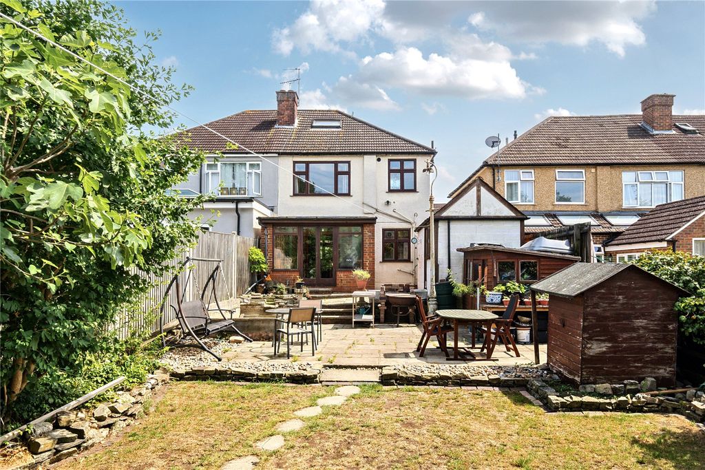 Property photo 2 of 17 Picture No. 05
