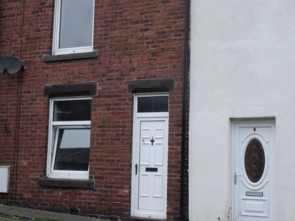 Property photo 1 of 8