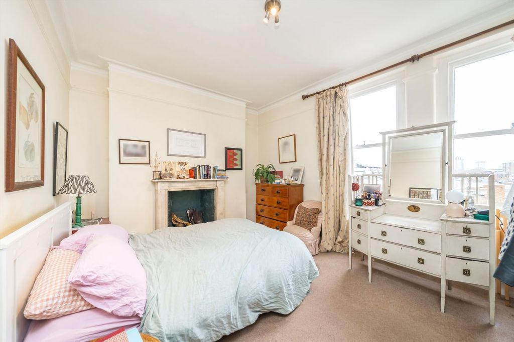 Property photo 3 of 5