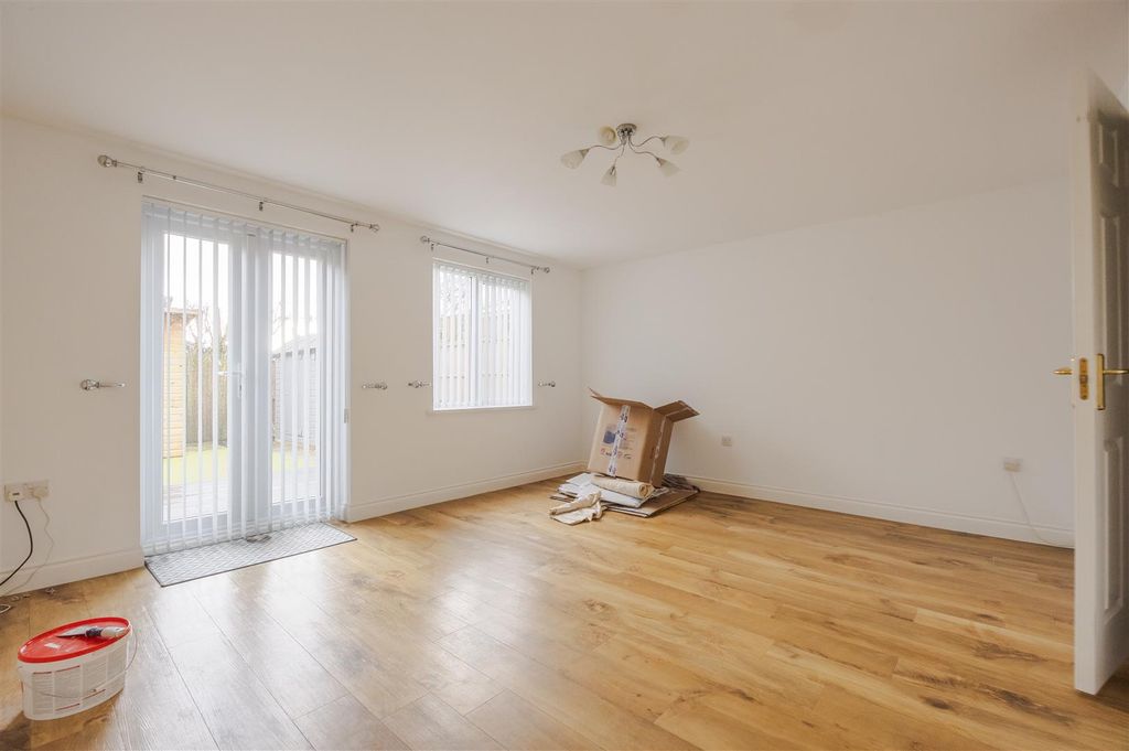 Property photo 3 of 10 Lounge Diner