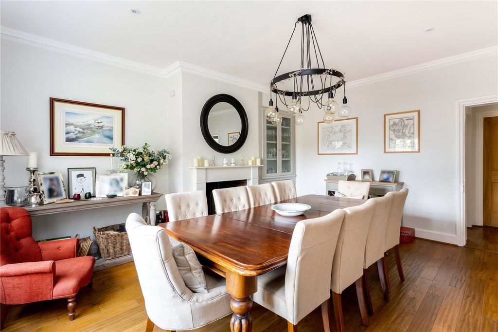 Property photo 3 of 26 Dining Room