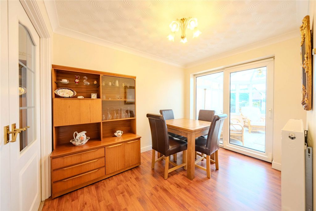 Property photo 3 of 16 Picture No. 06