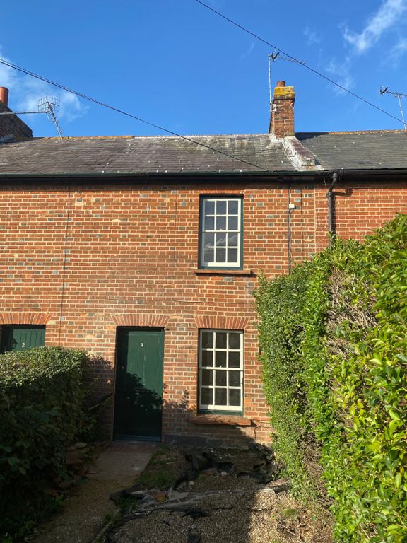 Property photo 2 of 8 Picture No. 01