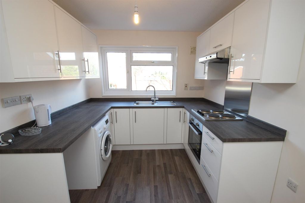 Property photo 3 of 11 Img_8622.Jpg