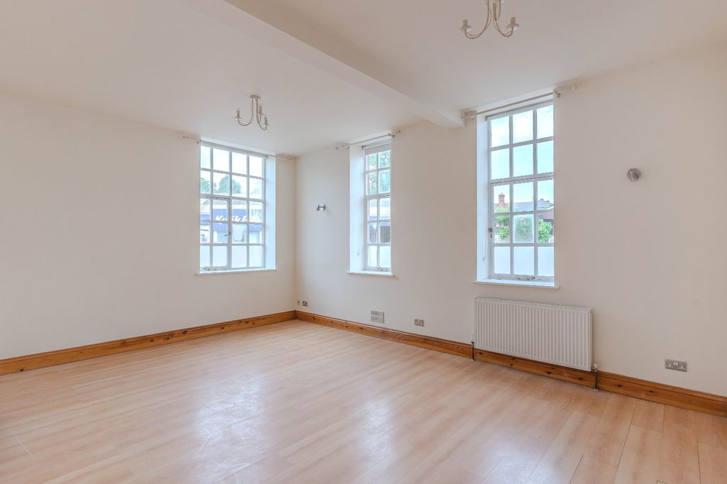 Property photo 3 of 12 Picture No. 03