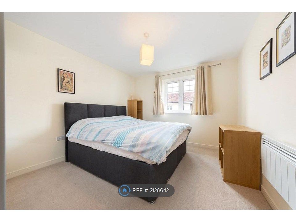 Property photo 3 of 19