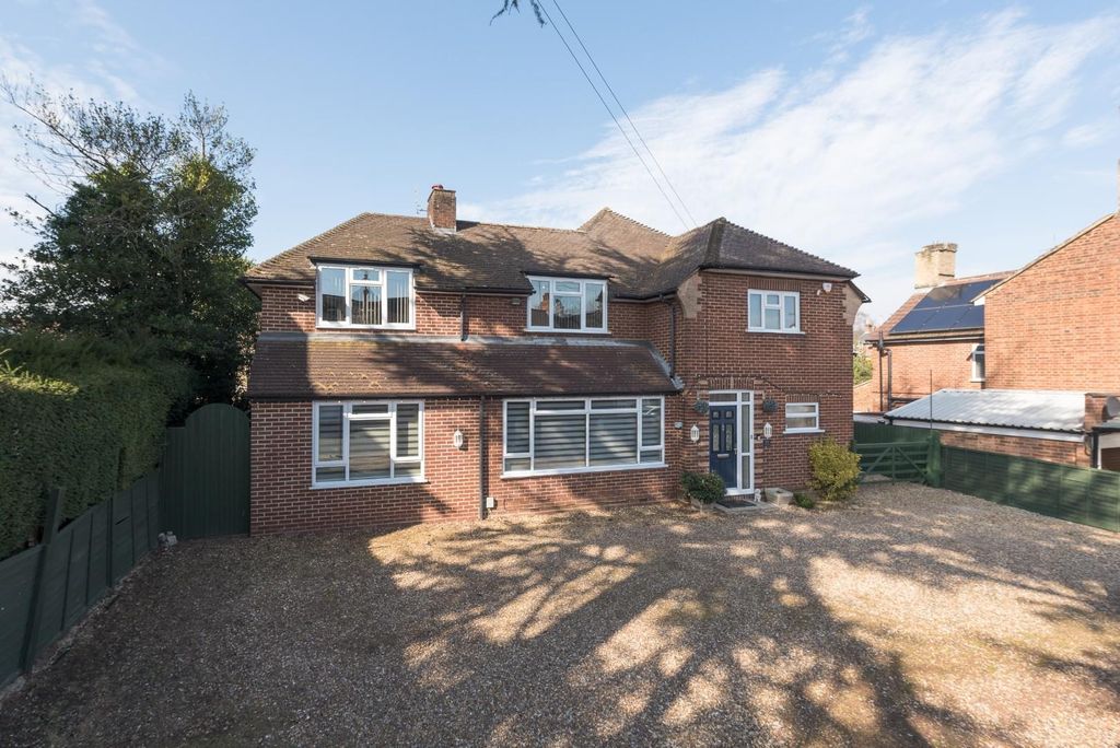 Property photo 1 of 34