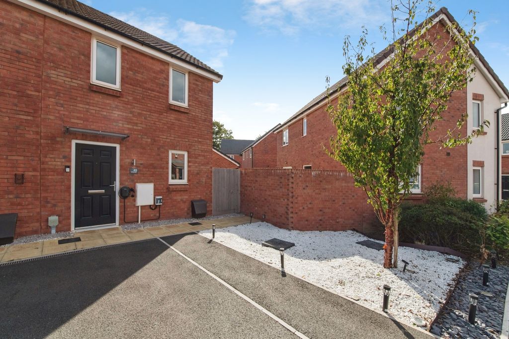 Property photo 1 of 12 Pbox-Img.Jpg