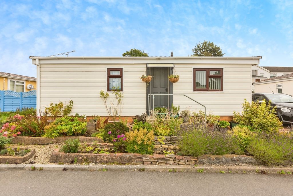Property photo 1 of 17 Photo