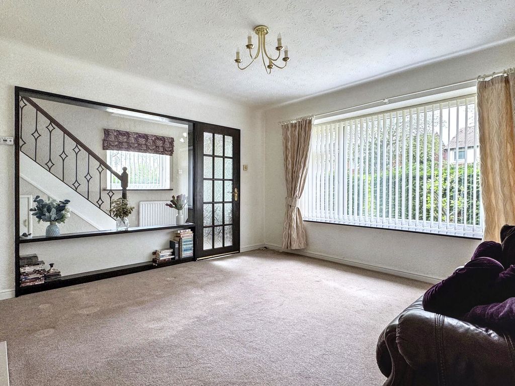 Property photo 2 of 24