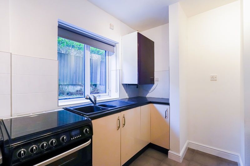 Property photo 2 of 29 Photo 27