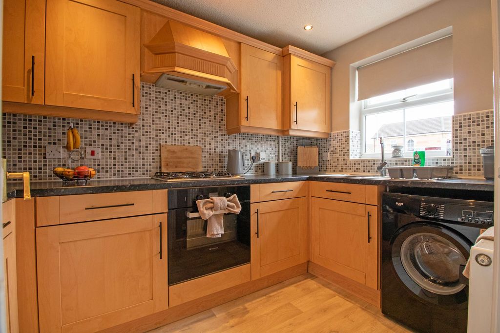 Additional image 6 of 3 bed property for saleFalcon Grove, Gainsborough DN21