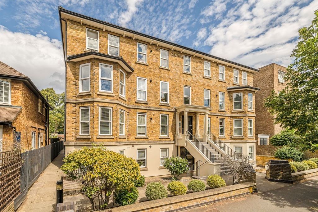 Property photo 1 of 6