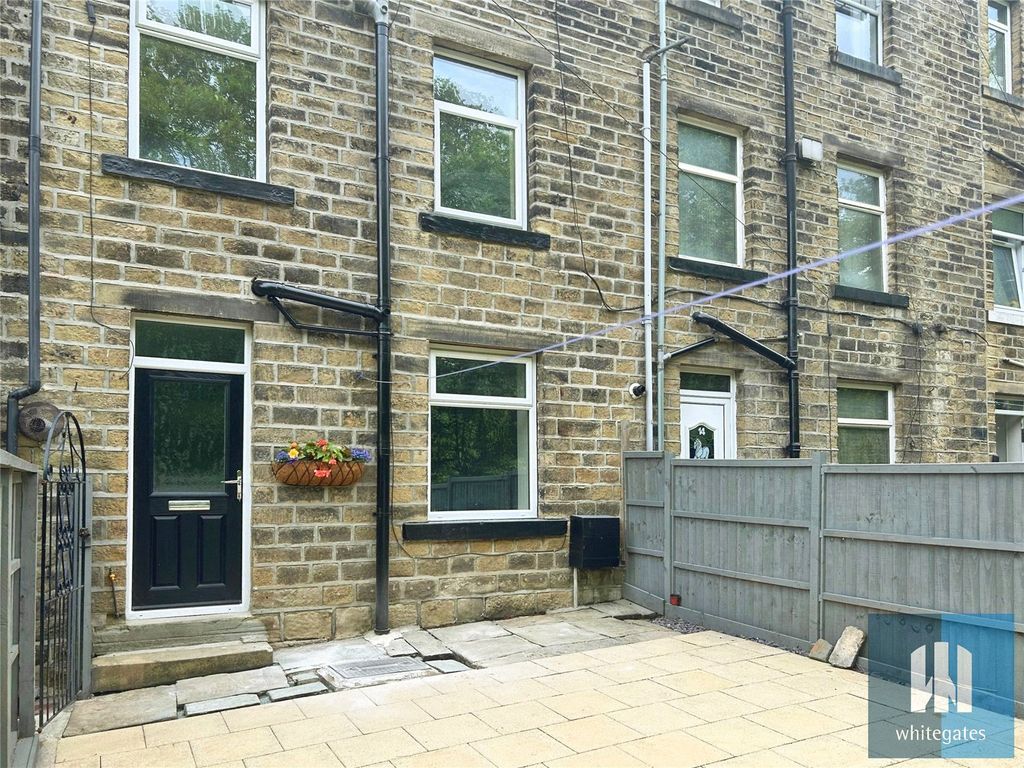 Property photo 1 of 18 Picture No. 02