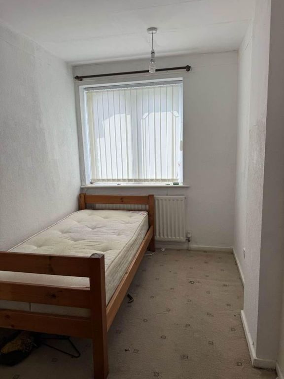 Property photo 3 of 8 Photo 3