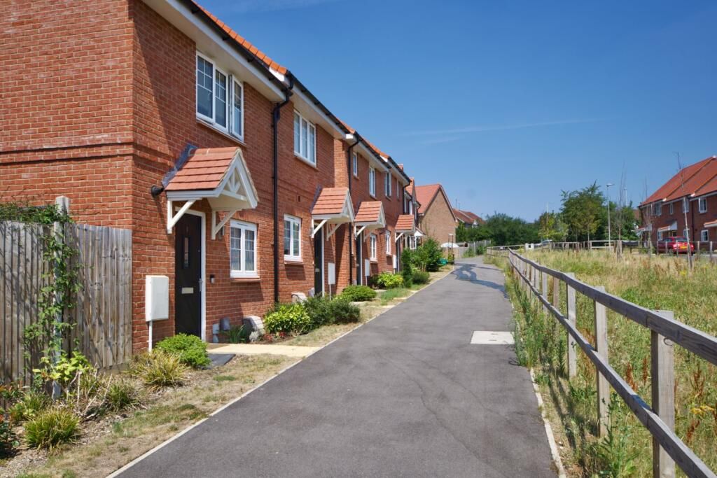 Property photo 2 of 18