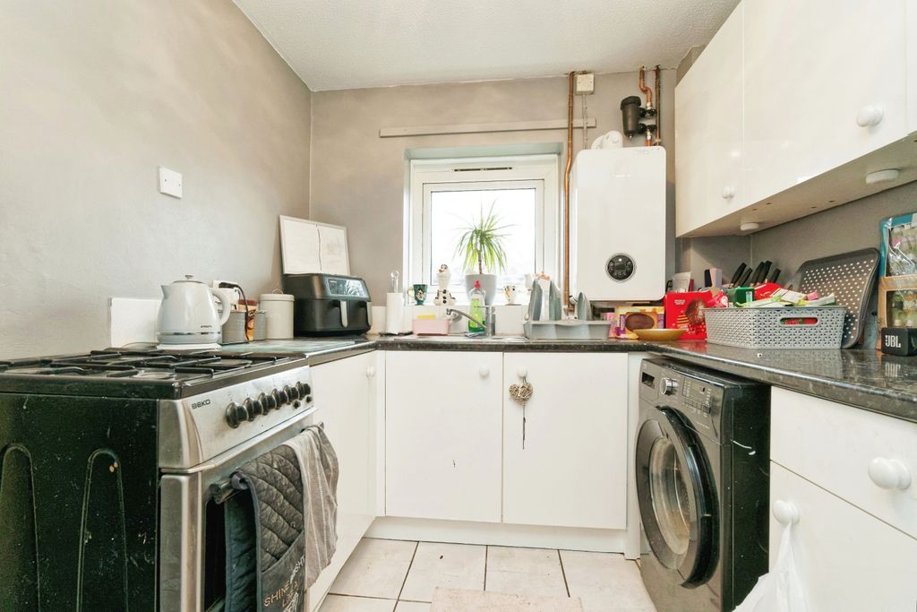 Property photo 3 of 11 Photography