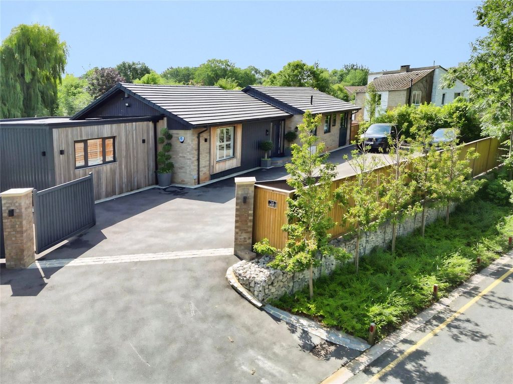 Property photo 1 of 34 Picture No. 45