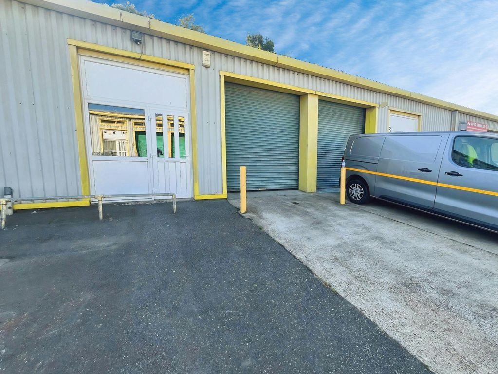 Property photo 1 of 9 07E8994596E75B1472Ab471E91B6349Af231A5ee.Jpg