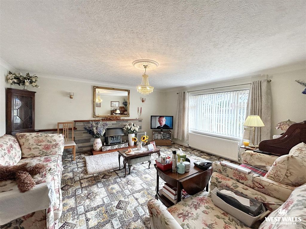 Property photo 3 of 24 Img_0130.Jpg