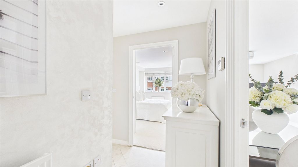 Additional image 11 of 1 bed flat for saleLightwater, Surrey GU18