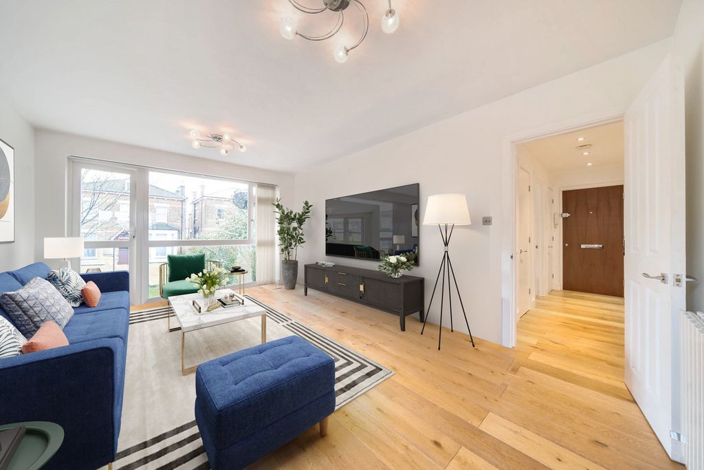 Property photo 2 of 8