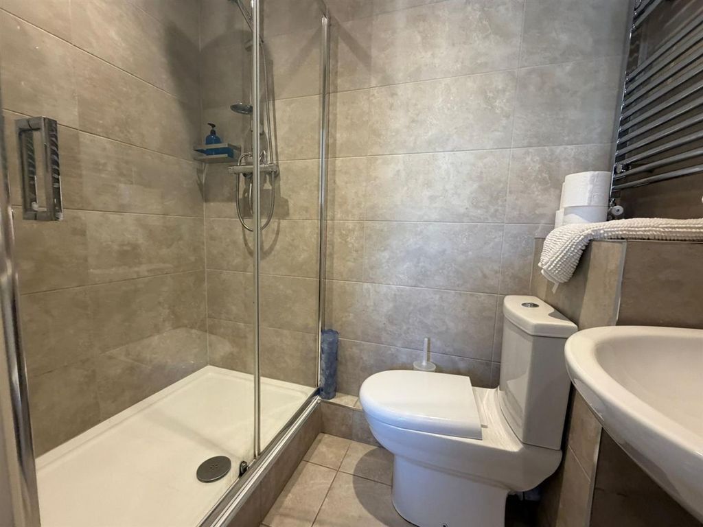 Property photo 2 of 9 9.Jpeg