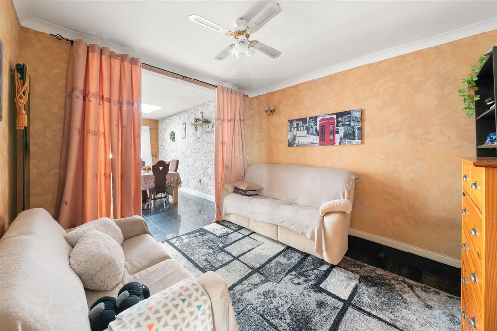 Property photo 2 of 17 Dsc_3790.Jpg