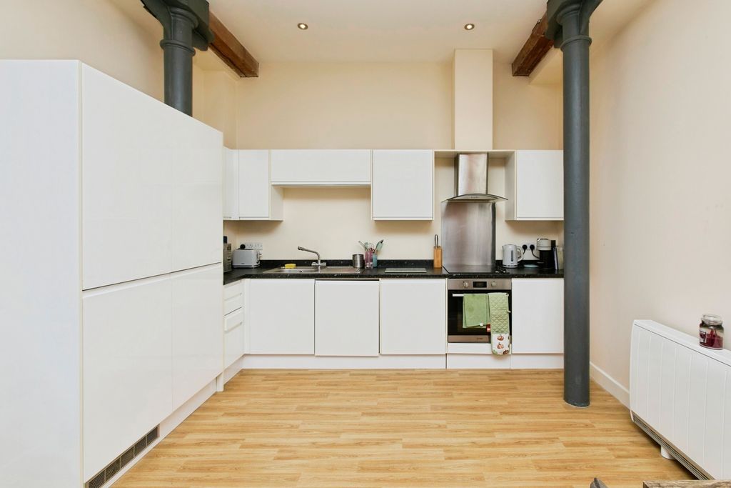 Property photo 3 of 7 Pbox-Img.Jpg