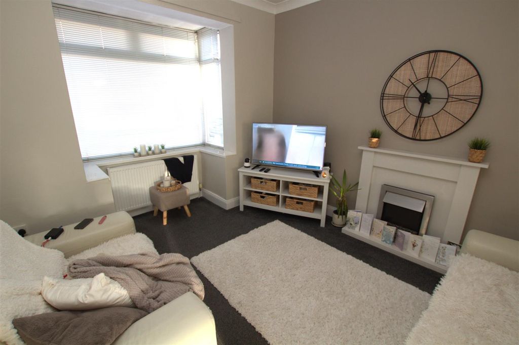 Property photo 2 of 10 8.Jpg