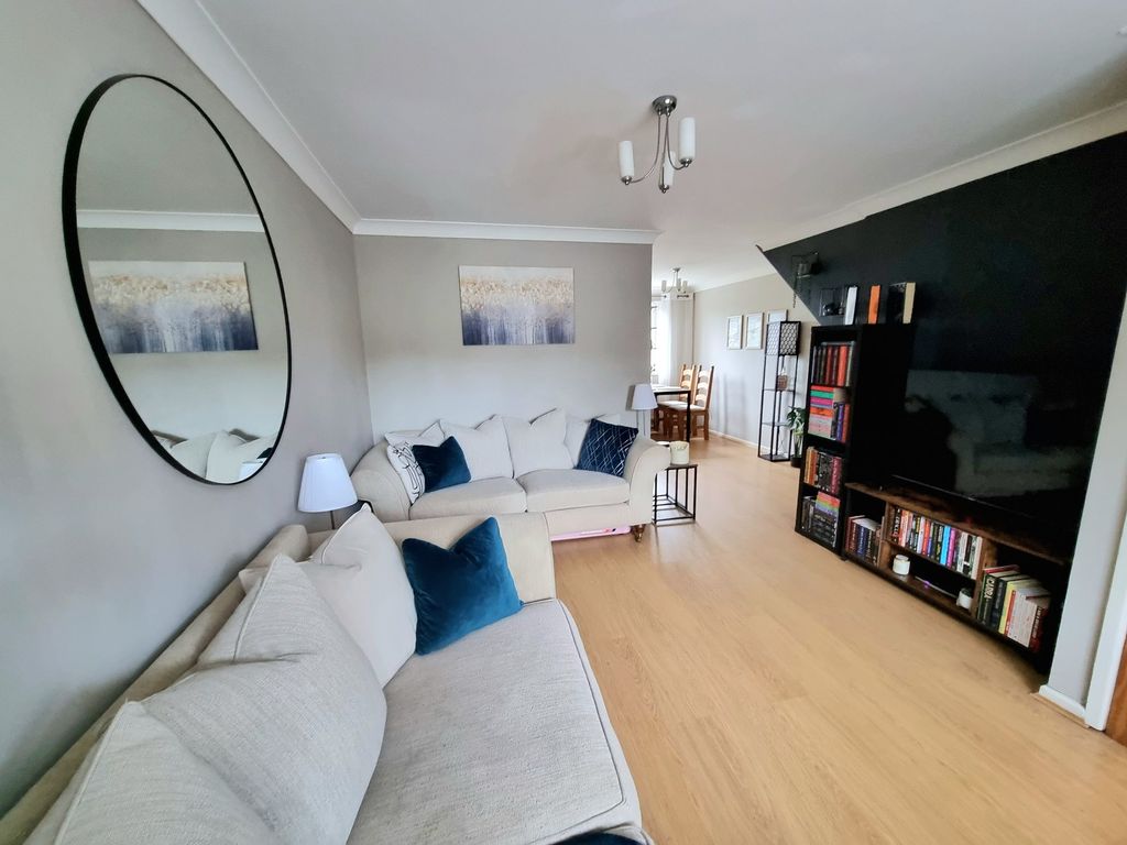 Property photo 2 of 19 Lounge/Diner