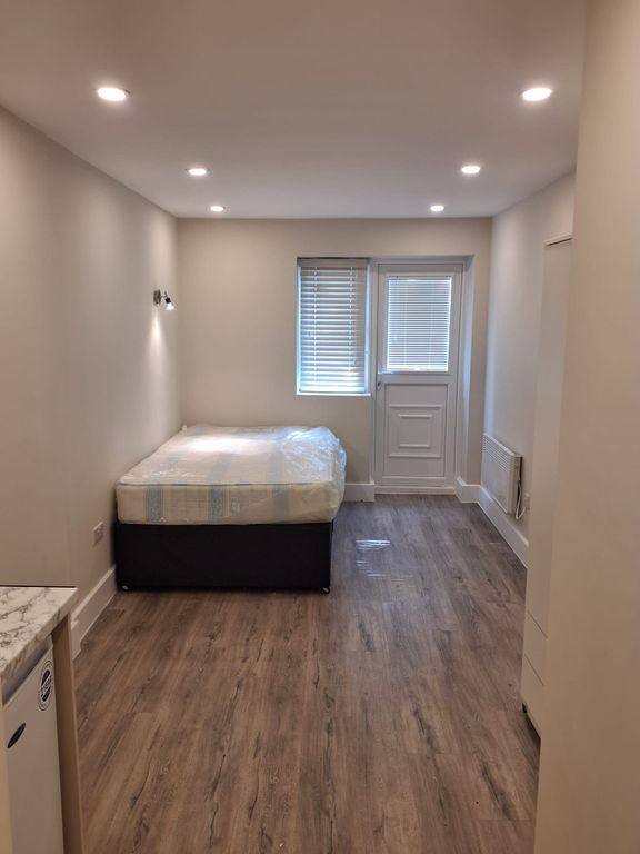 Property photo 2 of 46
