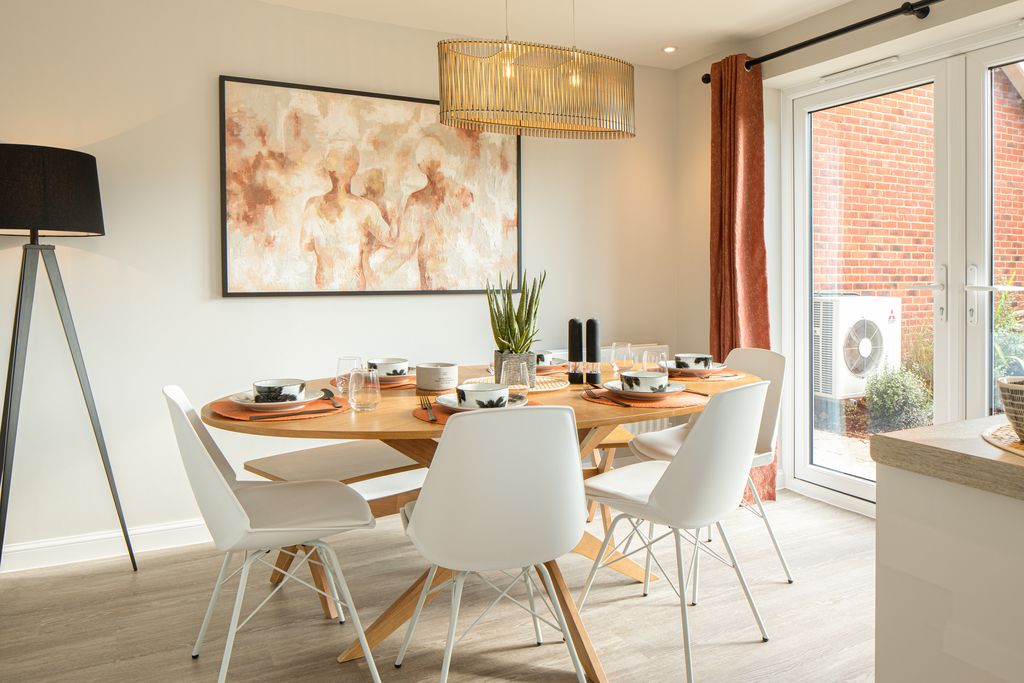 Property photo 3 of 6 7823-06