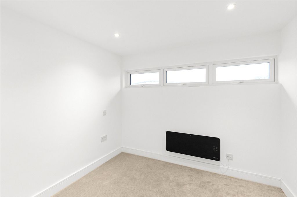 Property photo 2 of 10 Picture No. 07