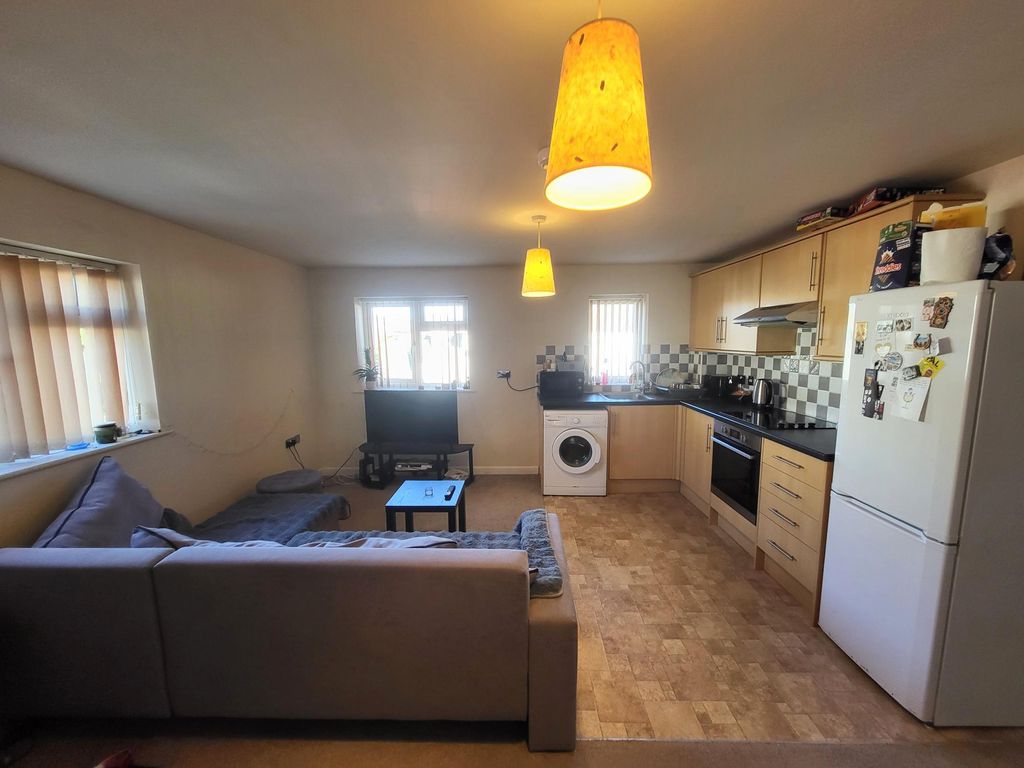 Property photo 2 of 7 Lounge Dining Room